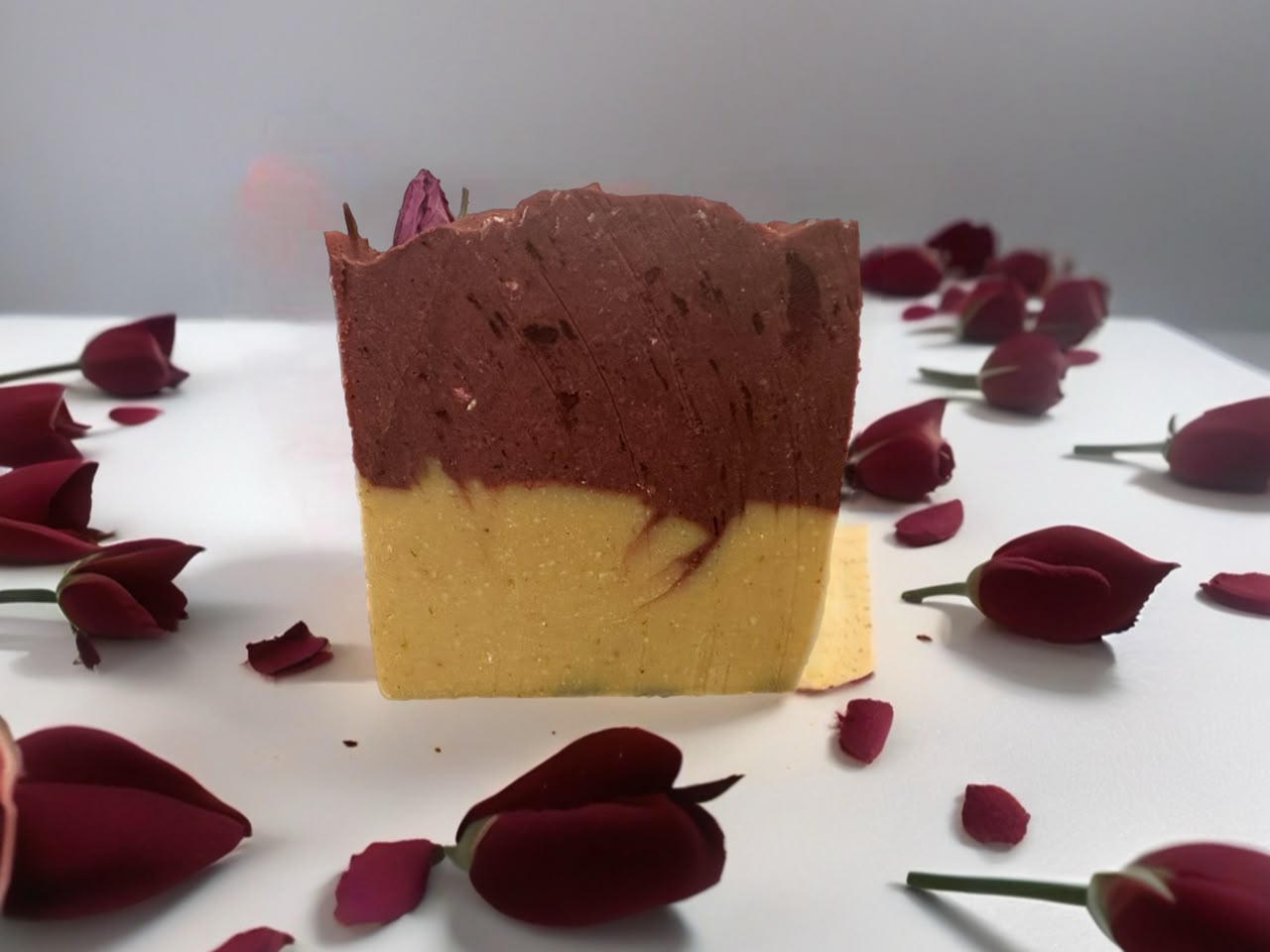 Nature’s Lab Red rose soap + Catmint candle